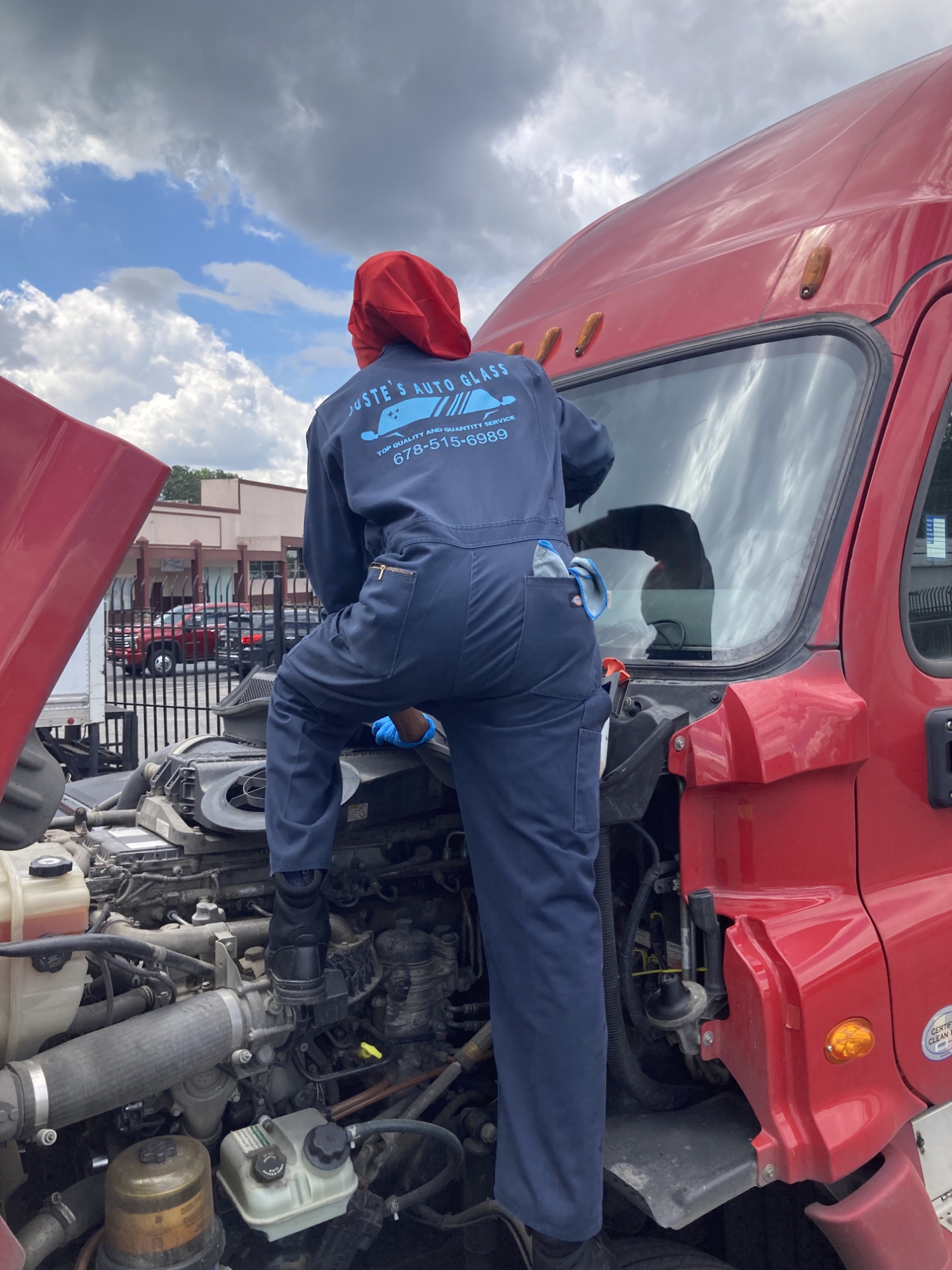 18 wheeler windshield repair